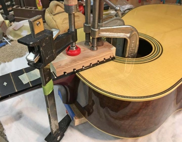 ToddGlueNeck_zpsk9ipzotn